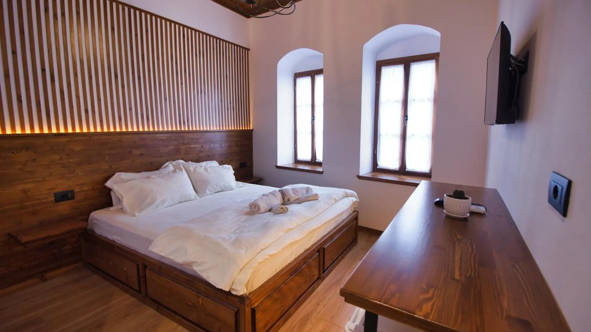 Grey Stone Hotel Gjirokaster Guest house