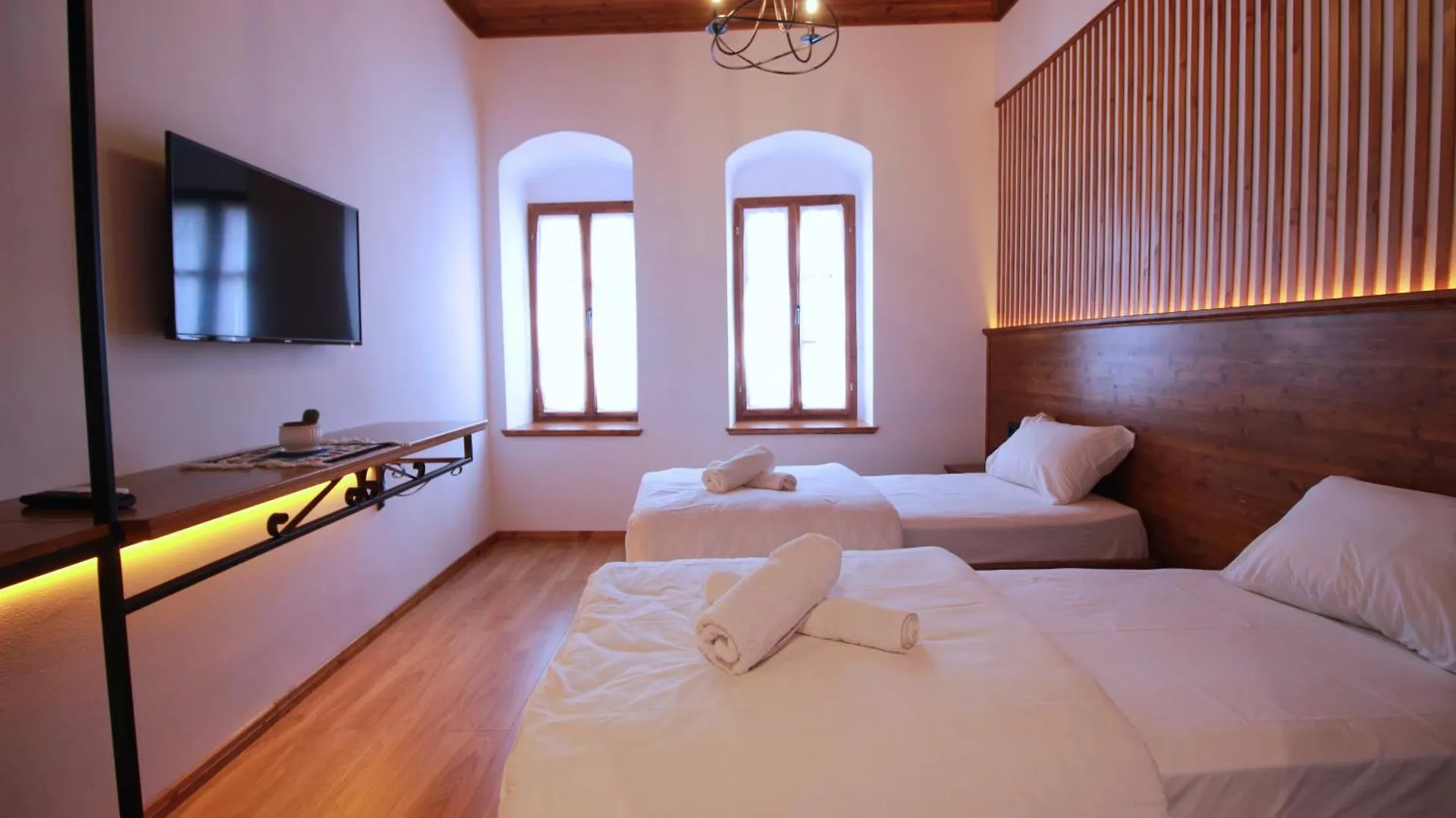 Grey Stone Hotel Gjirokaster